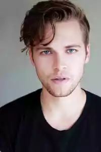 Photo de Alexander Calvert