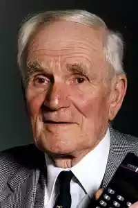 Photo de Desmond Llewelyn