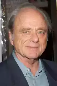 Photo de Harris Yulin