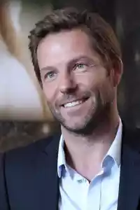 Photo de Jamie Bamber