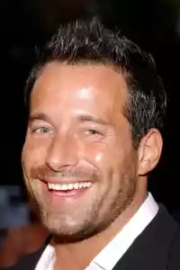 Photo de Johnny Messner