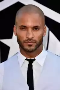 Photo de Ricky Whittle