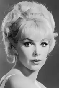 Photo de Stella Stevens