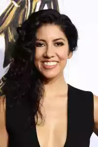 Photo de Stephanie Beatriz