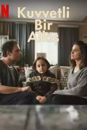 Jaquette du film Kuvvetli Bir Alkış